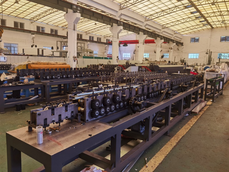 Roll Forming Machine